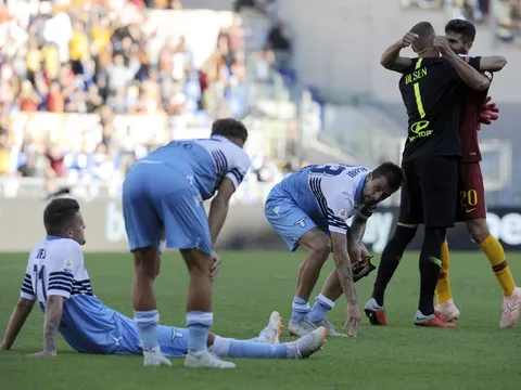Lazio và tháng 10: Gian nan tỏ mặt anh hào