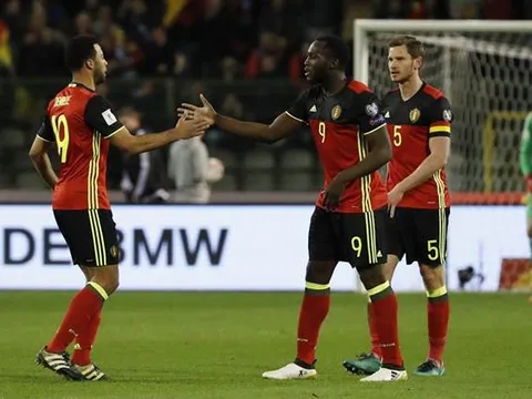 Romelu Lukaku ghi bàn cực dễ vào lưới Hy Lạp