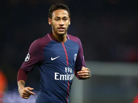 Ronaldinho đưa ra lời khuyên quý giá cho Neymar