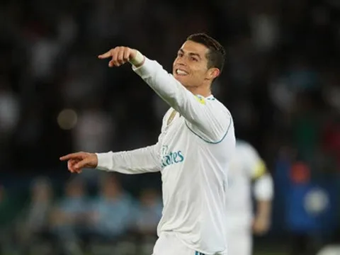 “Xé lưới” Gremio, Ronaldo san bằng kỷ lục với Pele