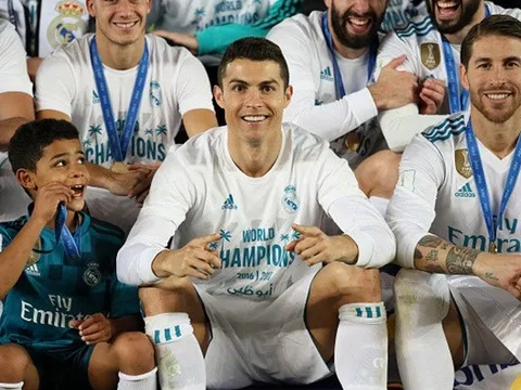 Zidane hy vọng Ronaldo giải nghệ ở Real Madrid