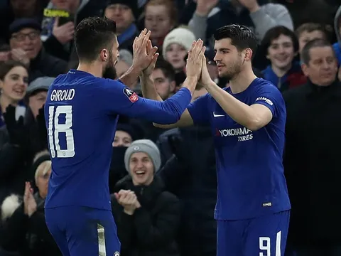 Vắng Hazard, hay là dùng cả Morata lẫn Giroud?