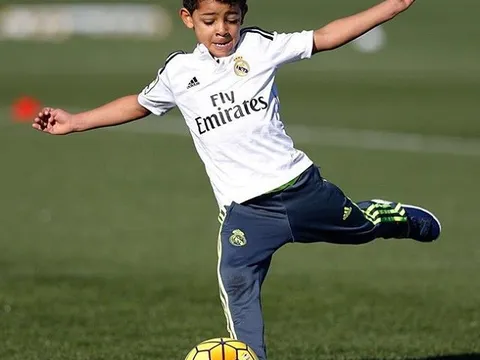 Ronaldo Jr - Chủ nhân của QBV năm 2030?