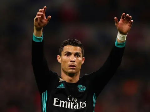 Ronaldo không muốn gia hạn hợp đồng với Real Madrid