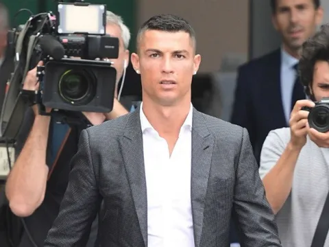 Tiết lộ: Ronaldo phải rời Real sau câu nói để đời