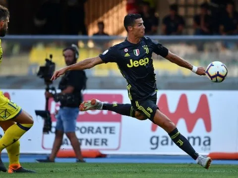 Ronaldo thể hiện ra sao trong trận ra mắt Serie A?