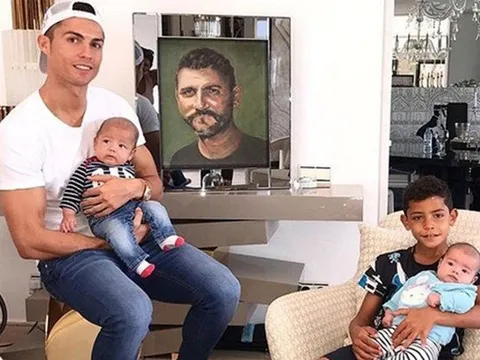 Ronaldo tưởng nhớ người cha quá cố