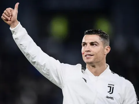 "Ronaldo xứng đáng giành bóng vàng"