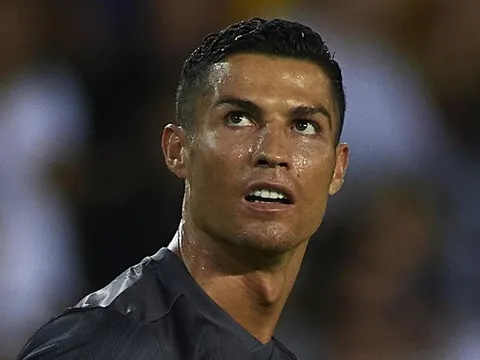 "Ronaldo xứng đáng nhận Bóng vàng, không phải Modric"