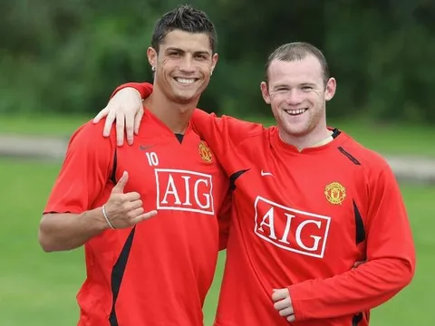 Ronaldo tiết lộ câu nói 'khắc cốt ghi tâm' của Rooney