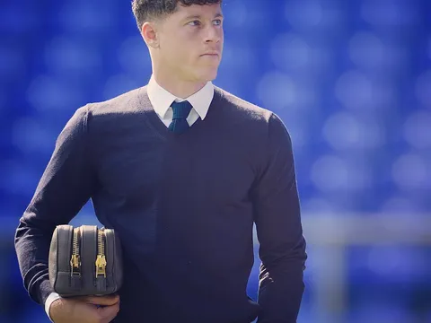 Ross Barkley phủ nhận chuyện "chơi xỏ" Chelsea, Everton