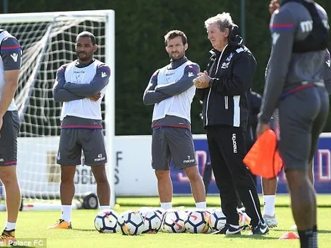 Roy Hodgson lần đầu 'lên lớp', Crystal Palace quyết vượt 'vũ môn'