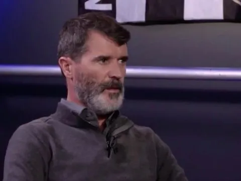 Roy Keane: "Có rất nhiều đứa trẻ hay khóc lóc ở Man Utd"