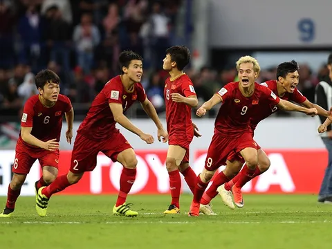 Việt Nam vs Jordan: "Tưởng rằng chấu ngã, ai ngờ xe nghiêng"