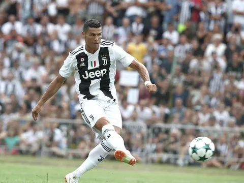 "Có Ronaldo, Juve cũng khó bước lên đỉnh châu Âu"