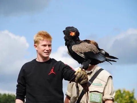 Top 5 sao sân cỏ mê mẩn thú vui chim cảnh