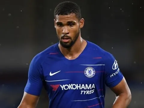 Sao trẻ tiết lộ BẤT NGỜ về sự nghiệp tại Chelsea
