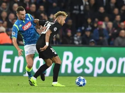 5 điểm nhấn PSG 2-2 Napoli: CMN tắt điện, xuất hiện 2 Hamsik trên sân