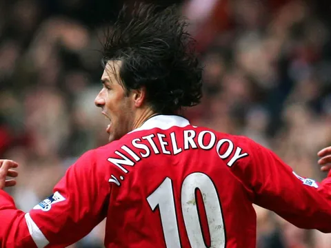 Ruud van Nistelrooy: Sát thủ một thời của sân Old Trafford