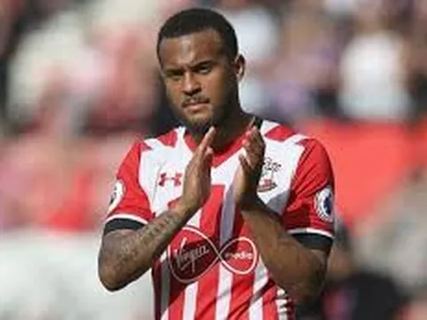 Ryan Bertrand, mục tiêu 30 triệu bảng của Man City