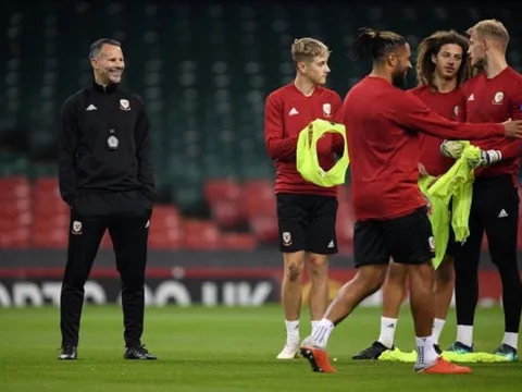 Ryan Giggs hài lòng khi nhìn thấy phương án đánh bại Tây Ban Nha