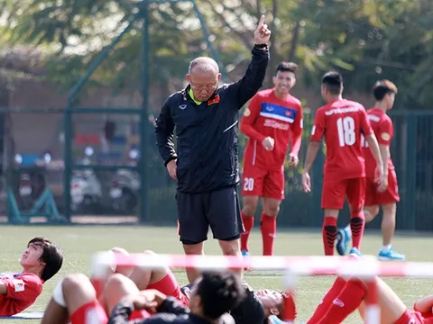 HLV Park Hang-seo chốt danh sách: Có mông lung như một trò đùa?