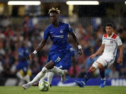 Tottenham ngã giá 25 triệu bảng mua sao trẻ, Chelsea thẳng thừng từ chối