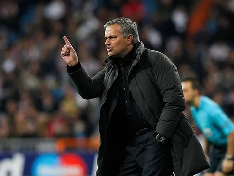 Mourinho phá vỡ truyền thống M.U trước khi chính thức bị sa thải