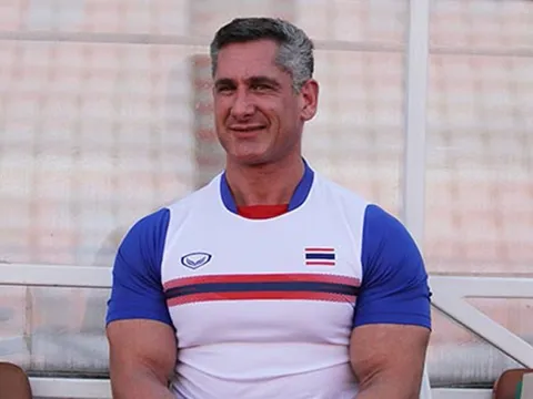 ĐT Việt Nam sắp có bác sĩ từng làm việc cho ĐT Thái Lan?