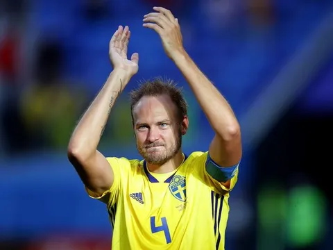Chủ tịch Helsingborgs: "Tôi không thể ngăn Granqvist đến Man Utd"
