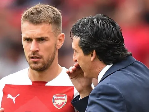 "Sai lầm của Arsenal là giữ cậu ấy và để Ramsey ra đi"