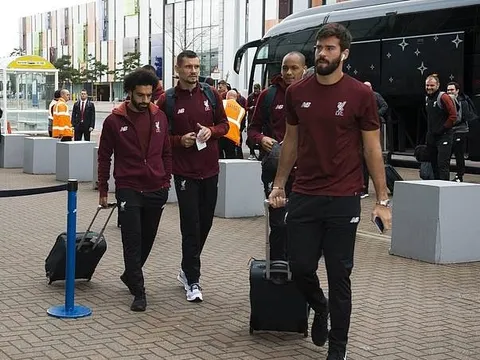 Salah tỏ ra 'lạc quẻ' khi cùng Liverpool hành quân sang Italia