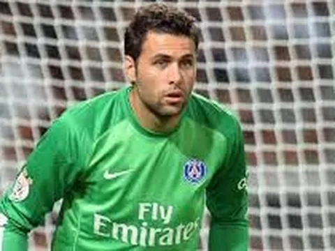 Salvatore Sirigu, vệ thần mới trong khung gỗ Torino