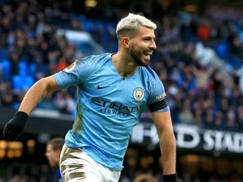 San bằng kỷ lục Alan Shaerer, Aguero giúp Man City hủy diệt Chelsea bằng một 'set tennis'