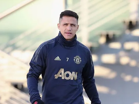Sanchez gửi thông điệp gì đến đồng đội khi M.U đang dẫn 2-0 trước Fulham?
