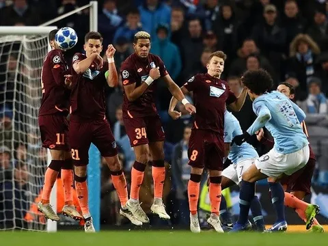 Sane sút phạt đẹp mắt, Man City ngược dòng thành công trước Hoffenheim