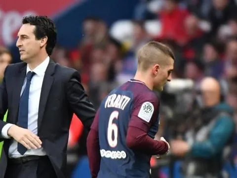 Sang Arsenal, Emery vẫn bị trò cũ "xỉa xói" vì lí do này