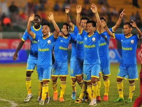 Sannna Khánh Hoà BVN tham dự “của nợ” Toyota Mekong Cup