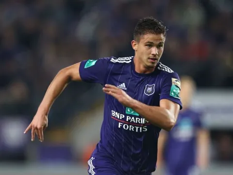 Sao Anderlecht nóng lòng đến Man Utd
