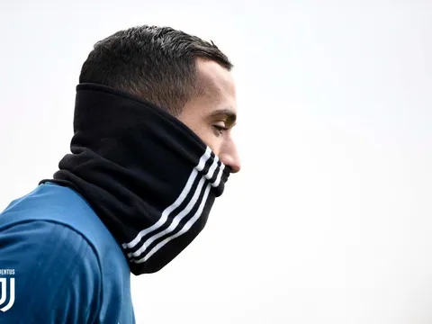 Sao Juventus tập trong giá rét, quyết tâm hạ Napoli