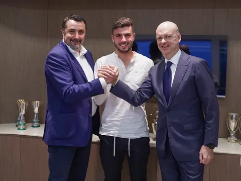 Sao mai Milan được trọng thưởng