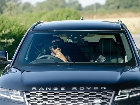 Sao Man Utd không thể 'cool ngầu' hơn mặc khủng hoảng