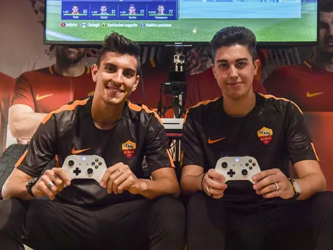 Sao Roma 'chiến' FIFA cùng tuyển thủ eSport