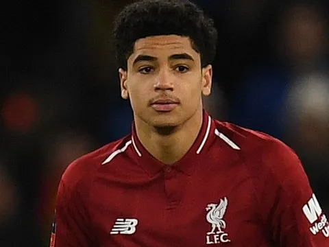 Sao trẻ Liverpool chính thức đi vào lịch sử FA Cup