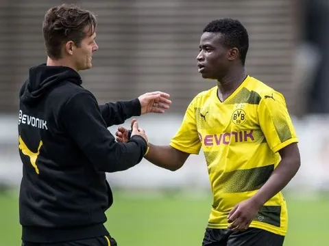 Sao trẻ tài năng, Youssoufa Moukoko