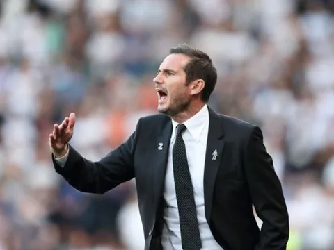 Sắp gặp Man Utd, huyền thoại Chelsea gửi "thư khiêu chiến" Mourinho