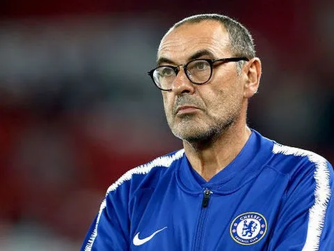 HLV Sarri muốn cải tổ đội hình sau trận thua trước Man City