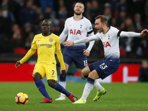 Sarri đang hủy hoại Kante