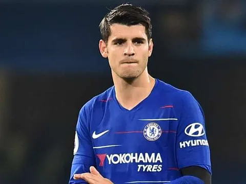 Sarri: "Morata hơi mong manh"