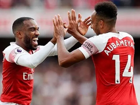 Sau tất cả, Aubameyang đã LÊN TIẾNG về mối quan hệ với Lacazette